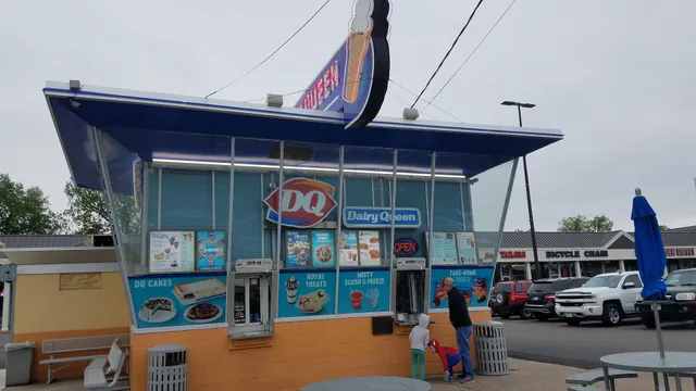 Lexington Plaza Shoppes