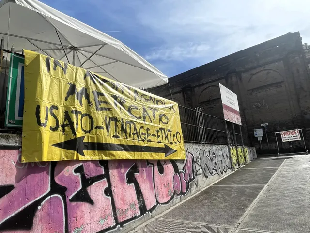 Mercato vintage della montagnola