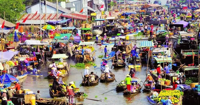 Chợ Nổi Ngã Năm