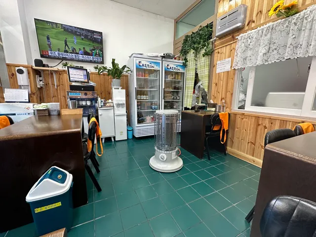 Jeju Dongmun Soy Sauce Crab 제주동문간장게장