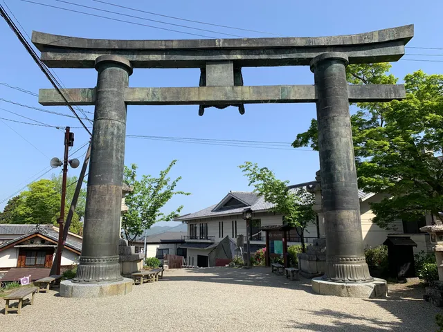 Kimpusen-ji Dotorii (Bronze Tirii Gate)