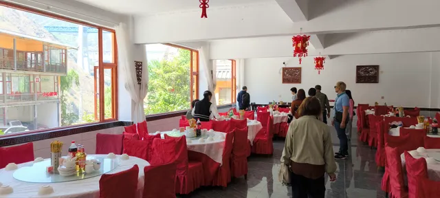 Long Hang Hu Wai Restaurant