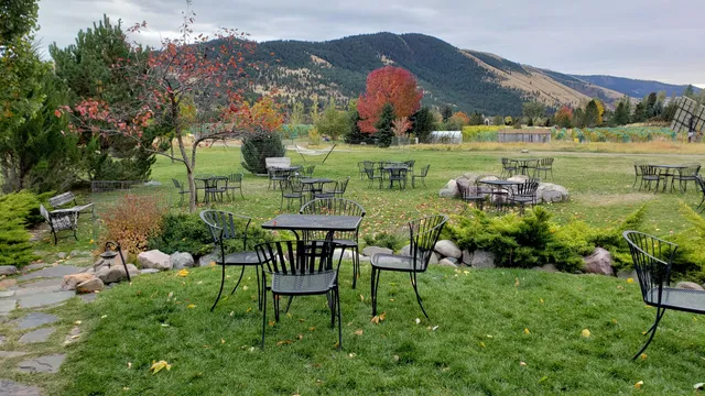 Ten Spoon Vineyard and Winery