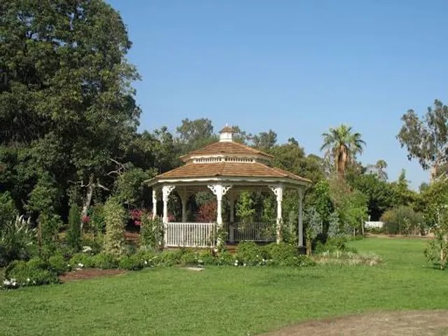 Gazebo Gardens Inc