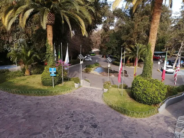 photo-1
