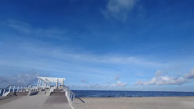 Inage Beach Wood Deck