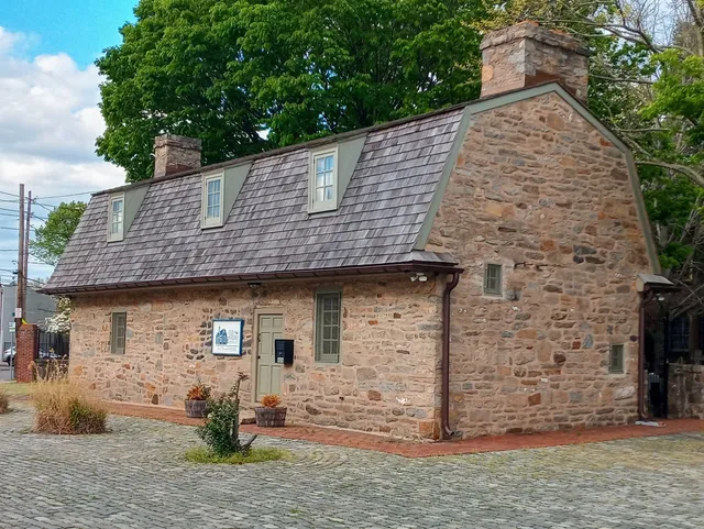 Hendrickson House Museum