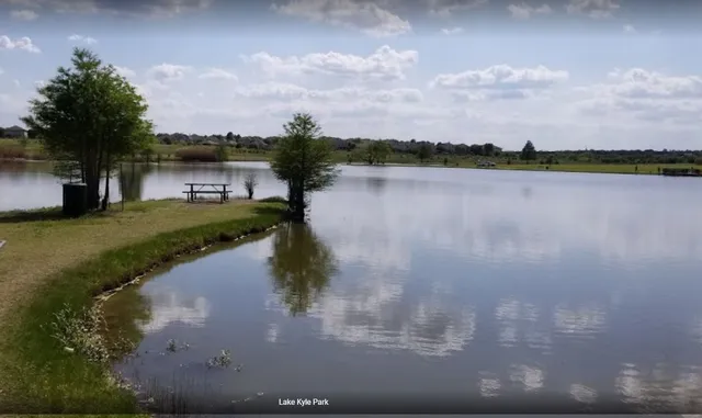 Lake Kyle Park