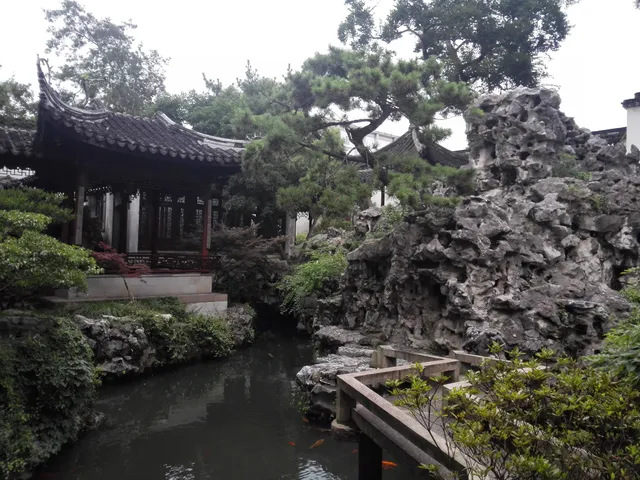 Mountain Villa with Embracing Beauty