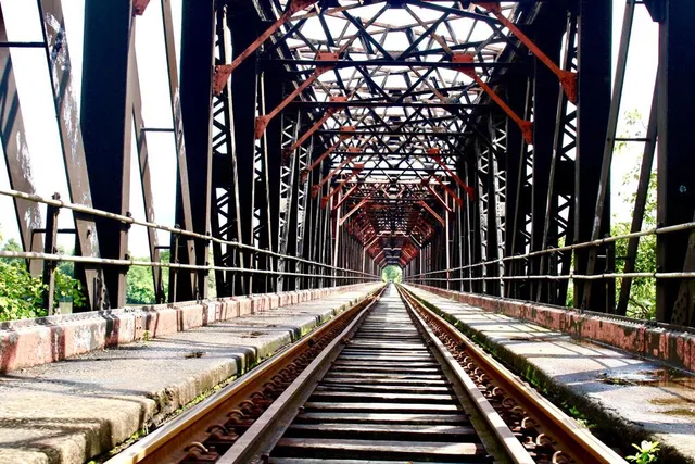 Manampitiya Bridge මනම්පිටිය පාලම மன்னம்பிட்டி பாலம்