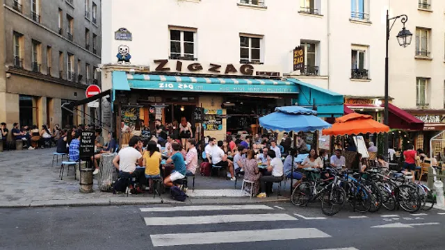 Zig Zag Café