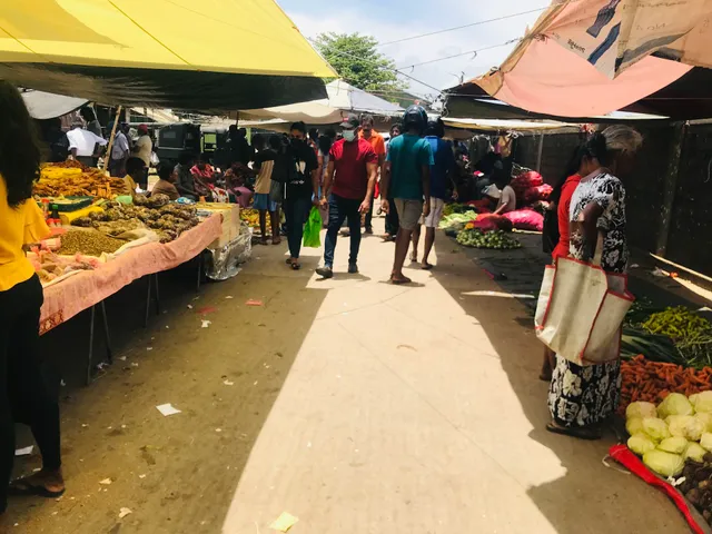 Negombo Sunday Street Market
