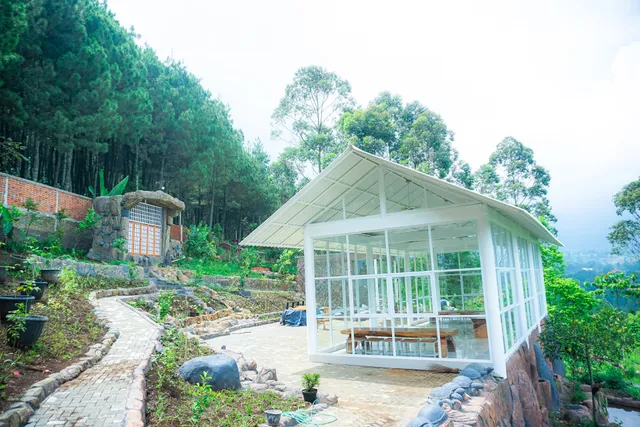 Gambung Hill Mansion and Farm