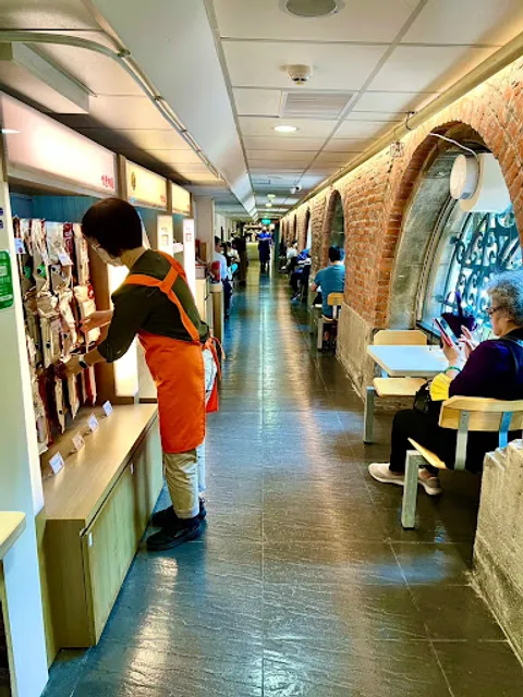 LOUISA COFFEE NTU Hospital West Campus Shop