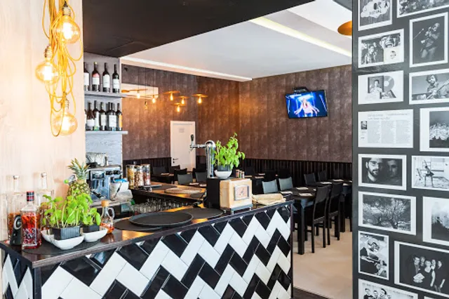 Pizzaria Manjerona Botequim | Capuchos