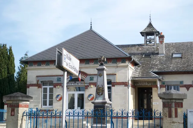 Musée de l'Ecole Publique de Chevregny