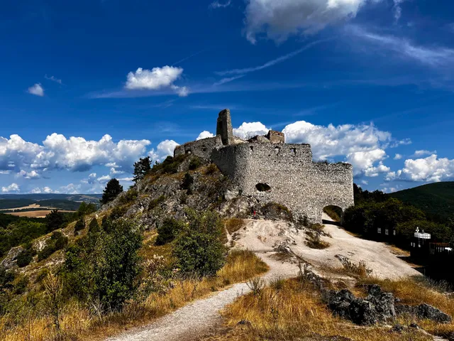 Čachtice Castle