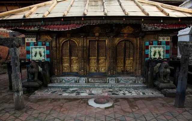 Maa Chinmastike mandir