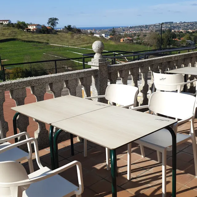 Restaurante Marisquería El Cotarón