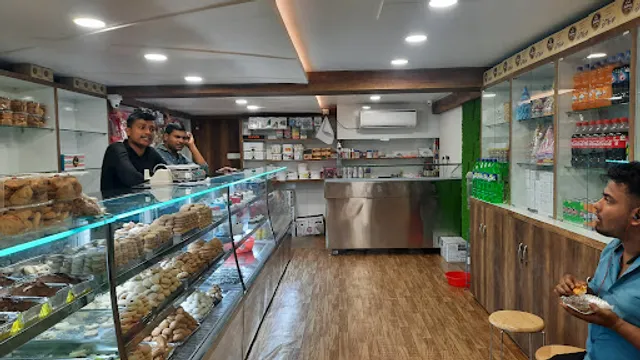 Taj Bakery