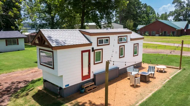 Lone Star Lake Rentals