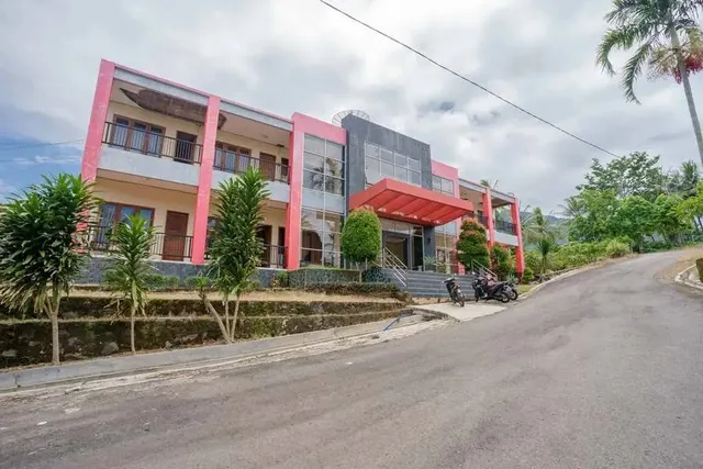 Wisma Belerang Kalianda Lampung RedPartner