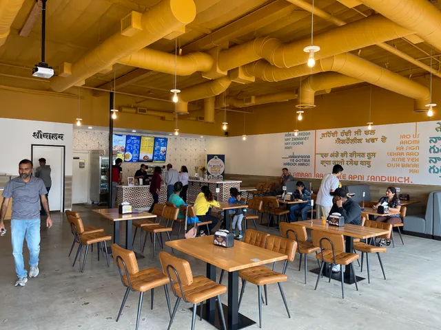 Eggholic - Indian Street Food