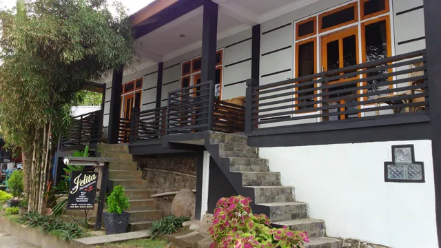 Bungalow Jelita