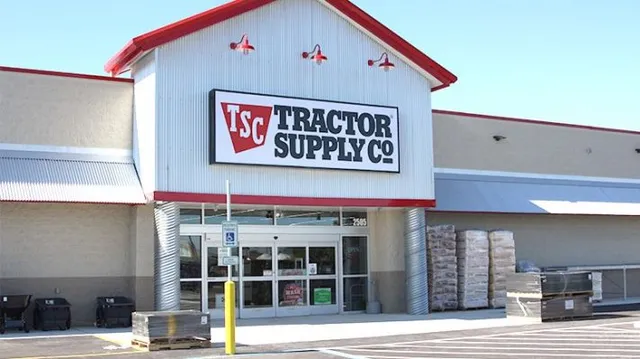 Tractor Supply mobile