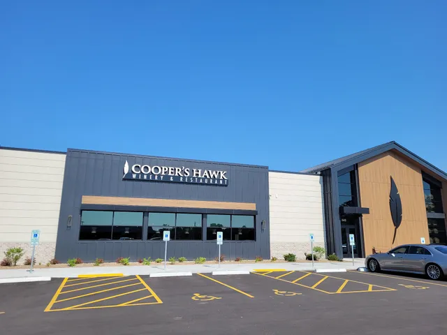 Cooper's Hawk Winery & Restaurant
