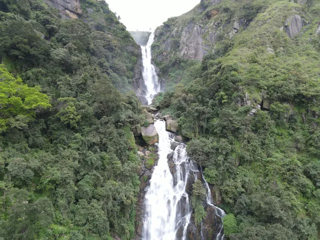 Kurundu Oya Ella Falls | කුරුඳු ඔය ඇල්ල