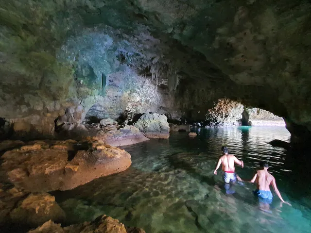 Baras Cave, Guimaras