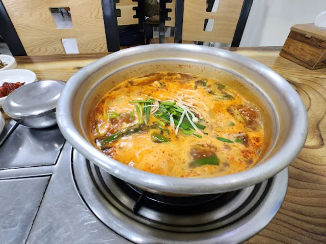 명일식당