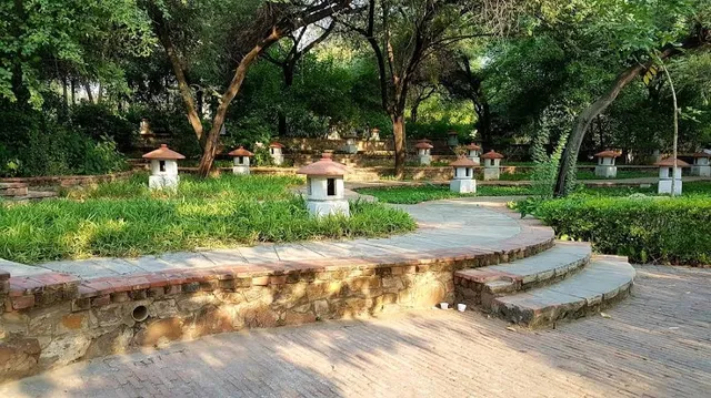 The Garden of Five Senses