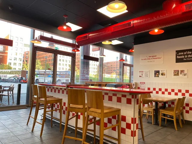 Five Guys Burgers and Fries Berlin Potsdamer Platz