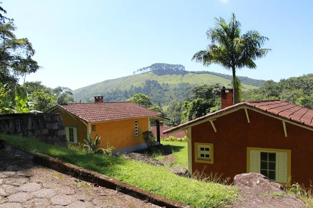 Village Inn of Birds