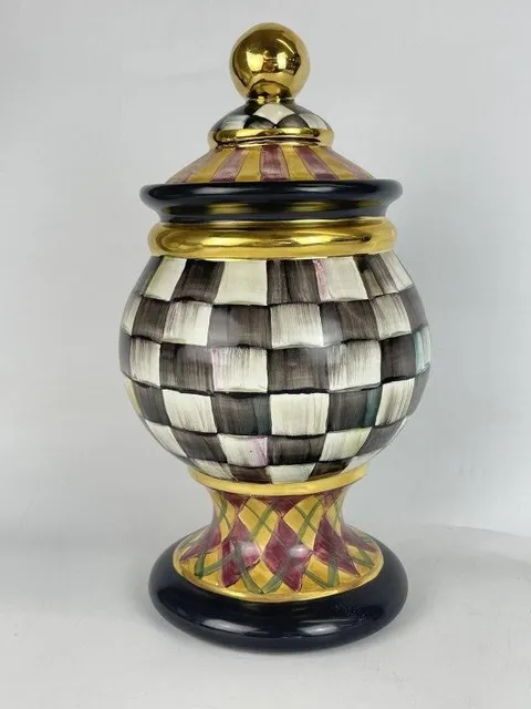 Gallery One Auctions & Estate Sales