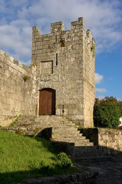 Castillo De Castro Caldelas