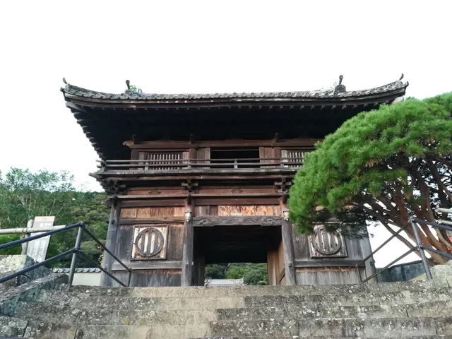 Tokaku Temple