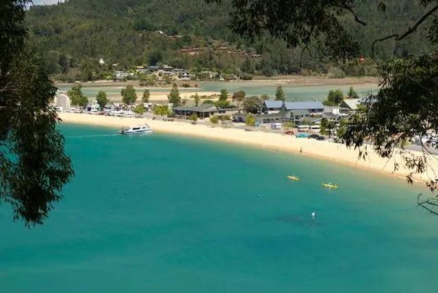 Kaiteriteri Beach