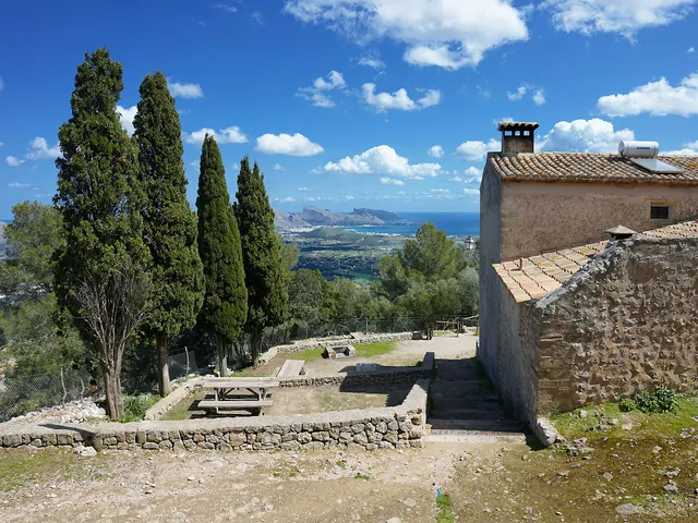 Refuge Puig De Maria De Pollenca
