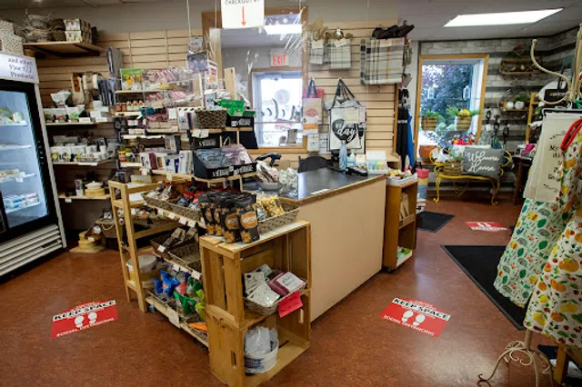 The Kitchen Cupboard & Icebox