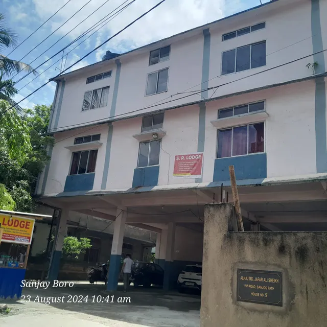 Dhonsiri Lodge ধনশিৰি