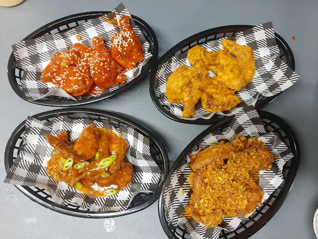 Latonio's Food House