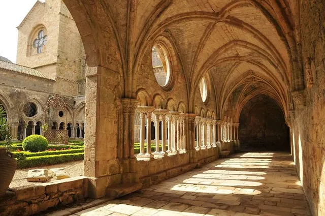 Abbaye de Fontfroide