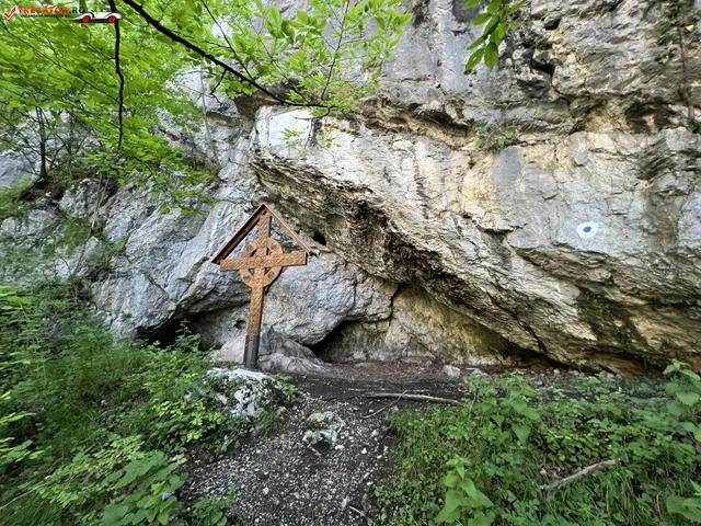 Peștera lui Săbăreanu