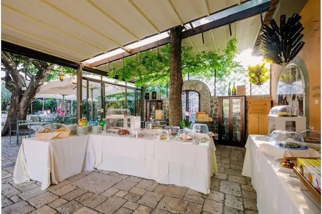 Villa Maria - Hotel & Restaurant