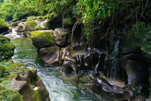 Tinajas del Río Anzu