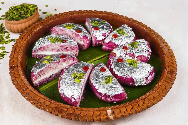 Radha Krishna Sweets & Farsan