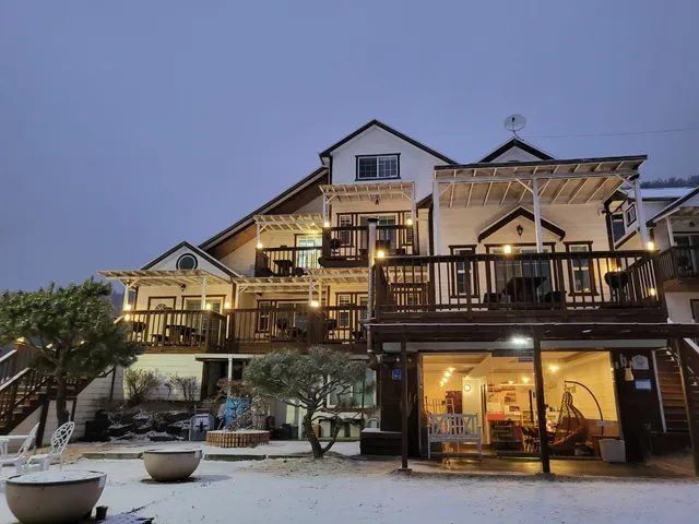 Hoengseong Hello412 Pension